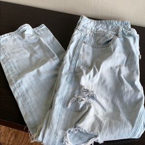 American Eagle Tomgirl jeans
